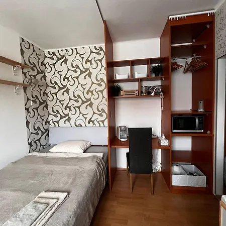 Petite Urban Oasis Apartmán *