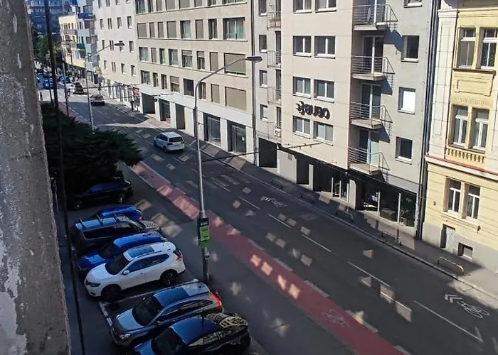 شقة Petite Urban Oasis براتسيلافا