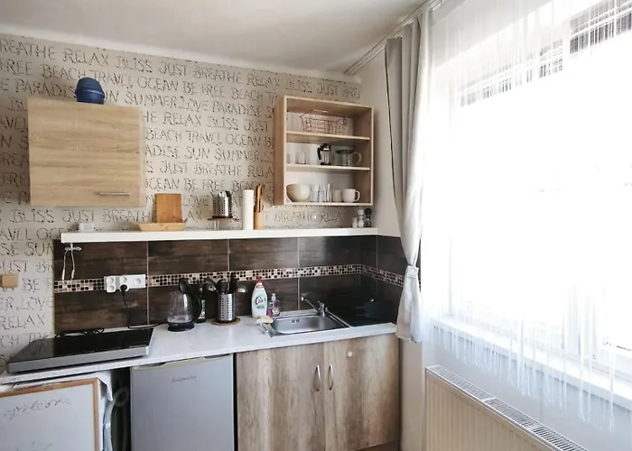 Petite Urban Oasis * براتسيلافا