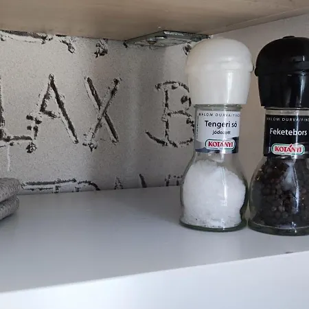 Petite Urban Oasis Apartmán *