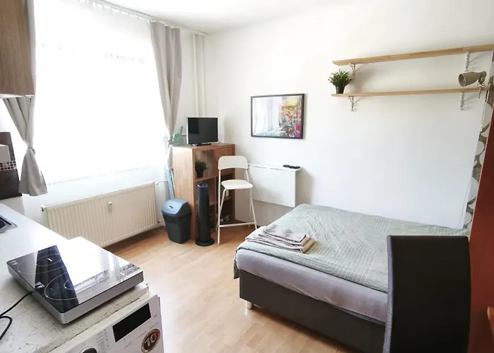 Petite Urban Oasis Апартаменты *